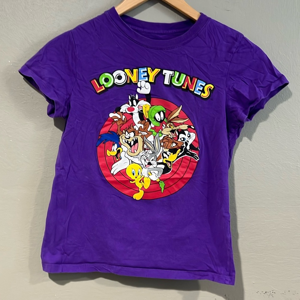 Looney Tunes shirt